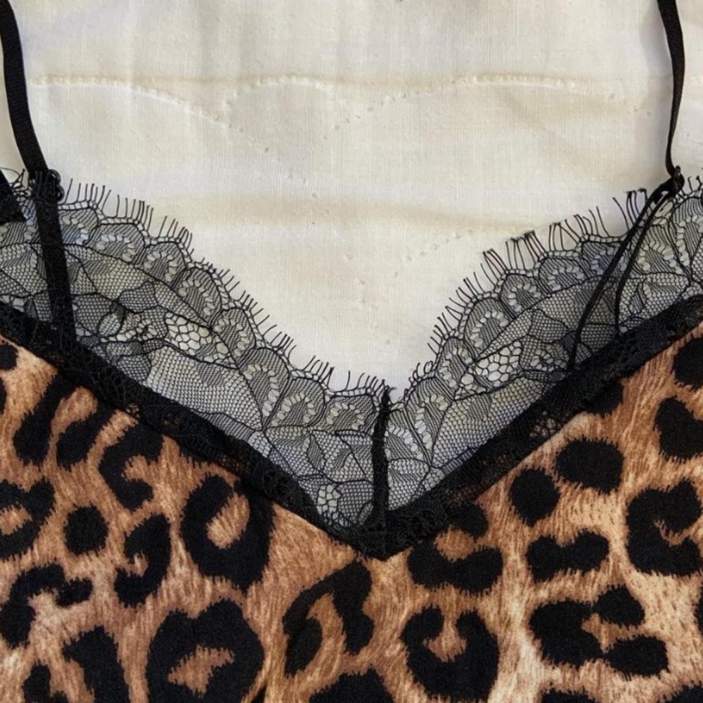 Cheetah print Lacey tank - Picture 4 of 4